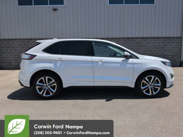 Used 2018 White Ford Sport image 4
