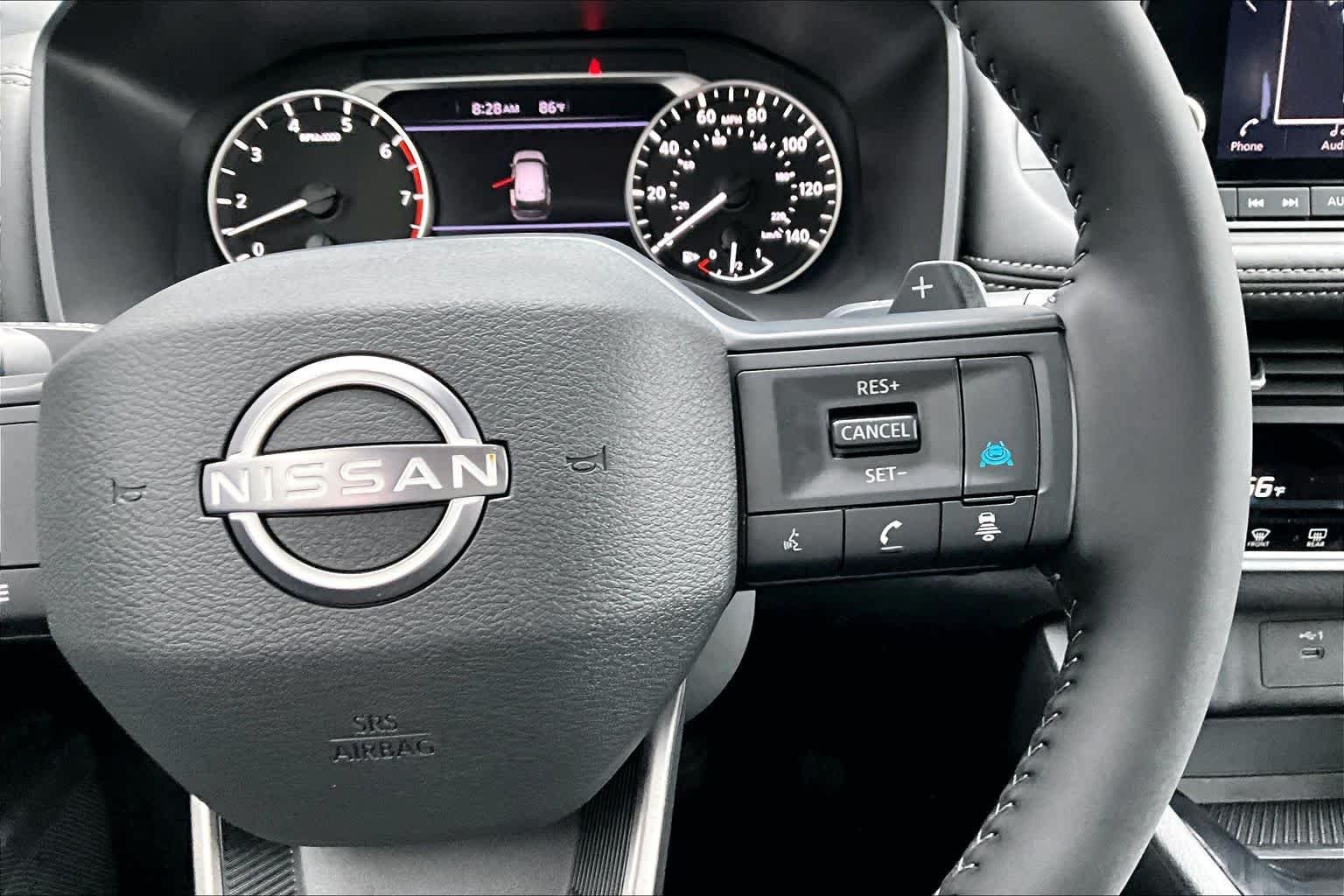 Used 2026 Everest White Pearl Tricoat Nissan SV image 25
