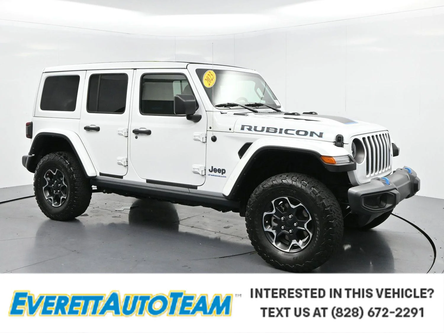 Used 2023 Bright White Clearcoat Jeep Rubicon image 1