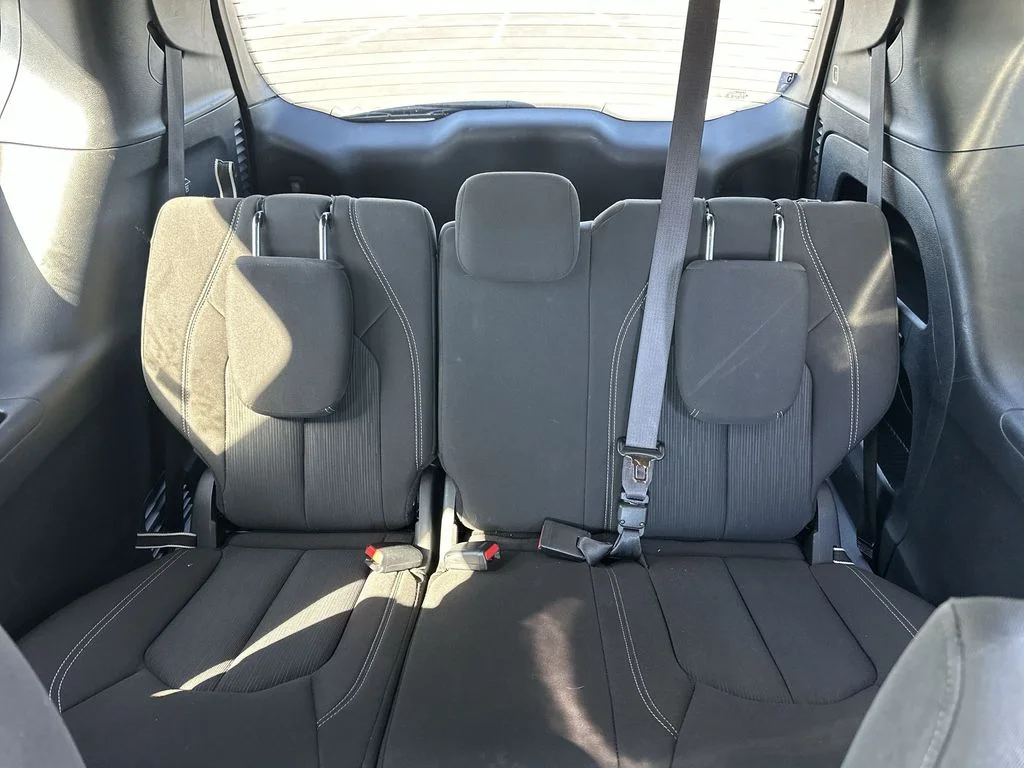 Used 2023 White Chrysler Touring image 28