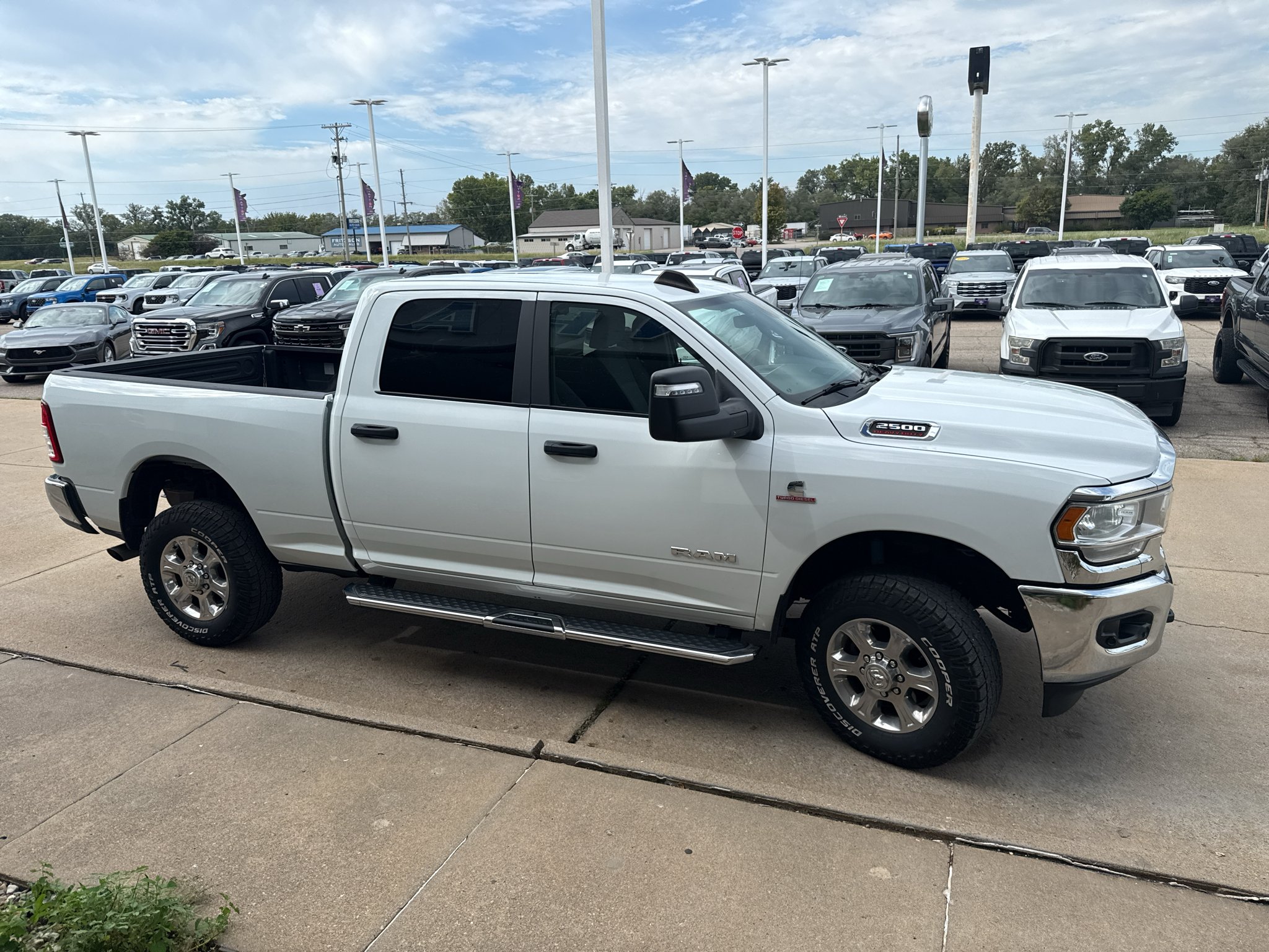 Used 2024 Bright White Clearcoat Ram Big Horn image 4