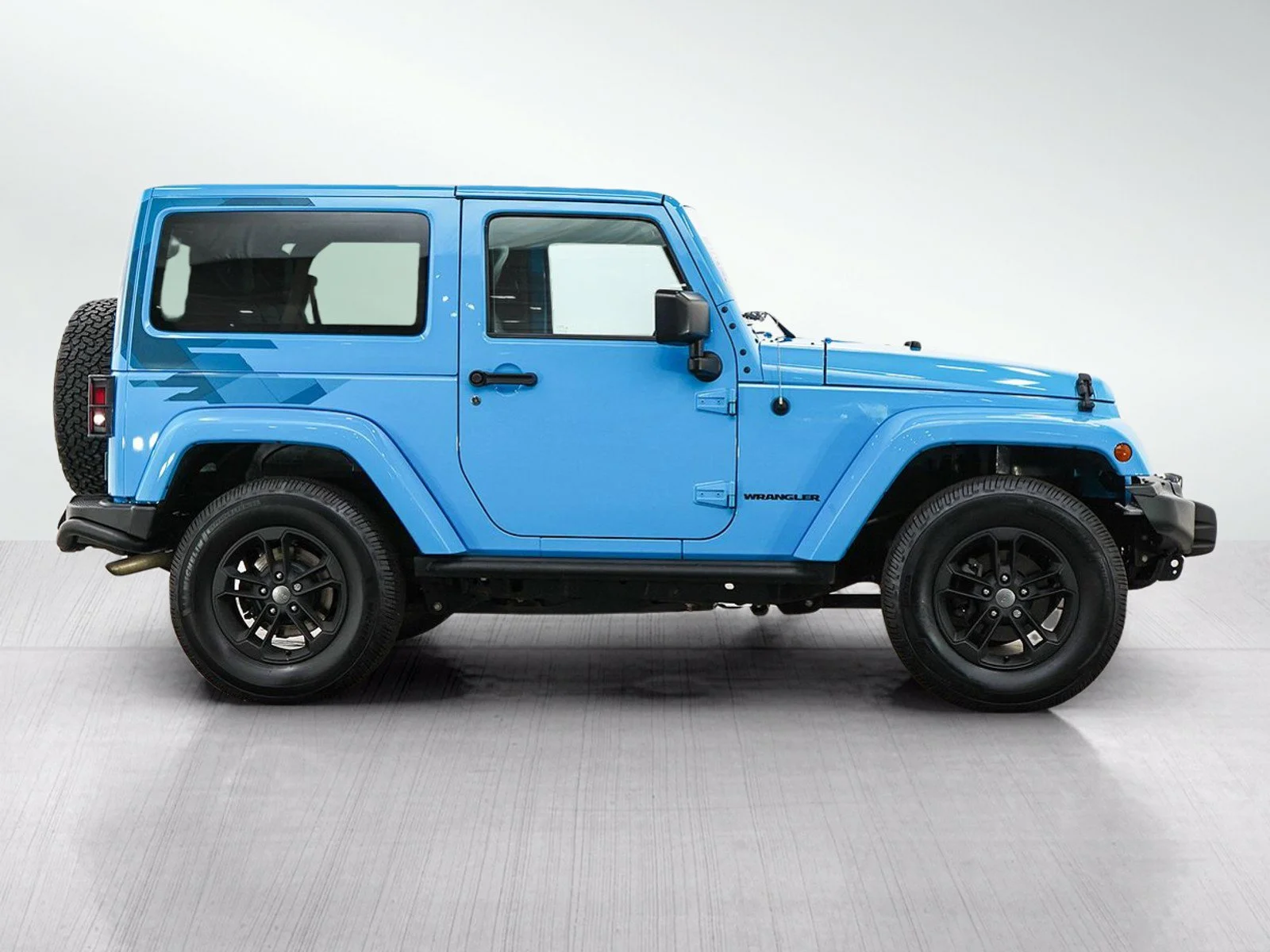 Used 2017 Chief Clearcoat Jeep Winter image 6