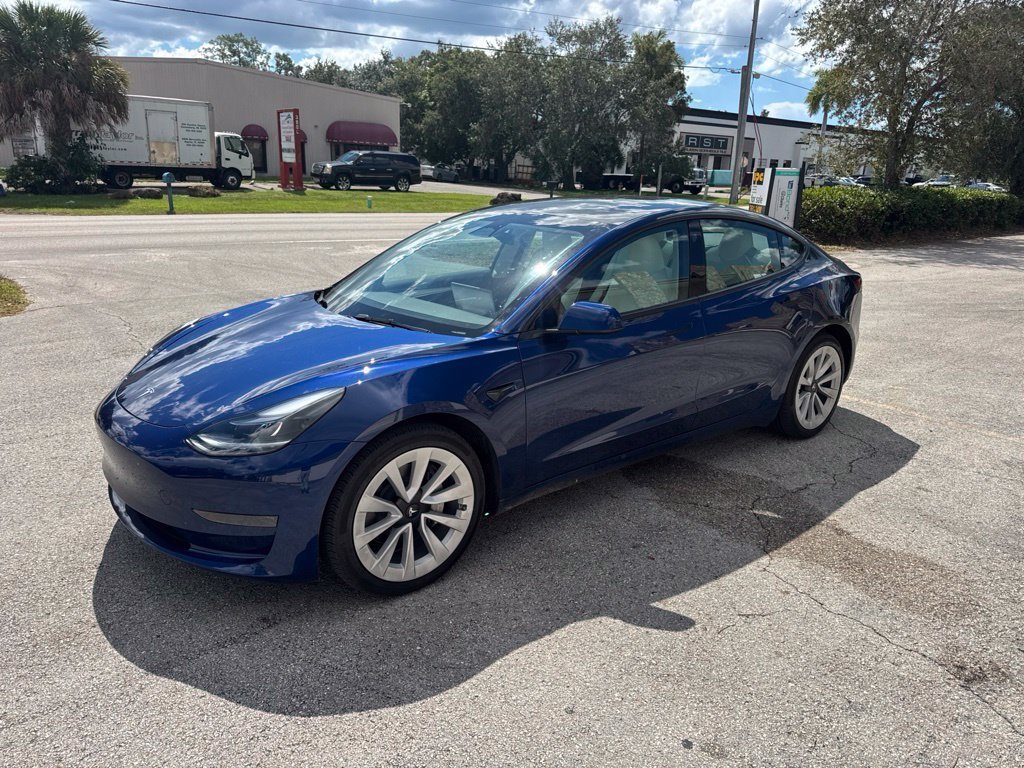 Used 2023 Deep Blue Metallic Tesla Base image 3