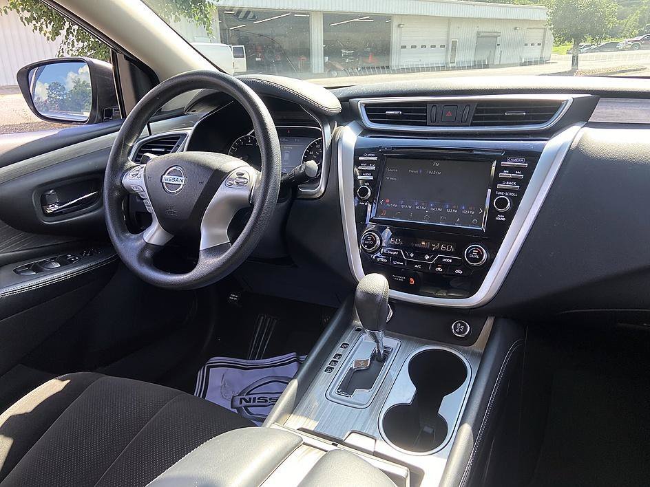 Used 2016 Gun Metallic Nissan S image 30
