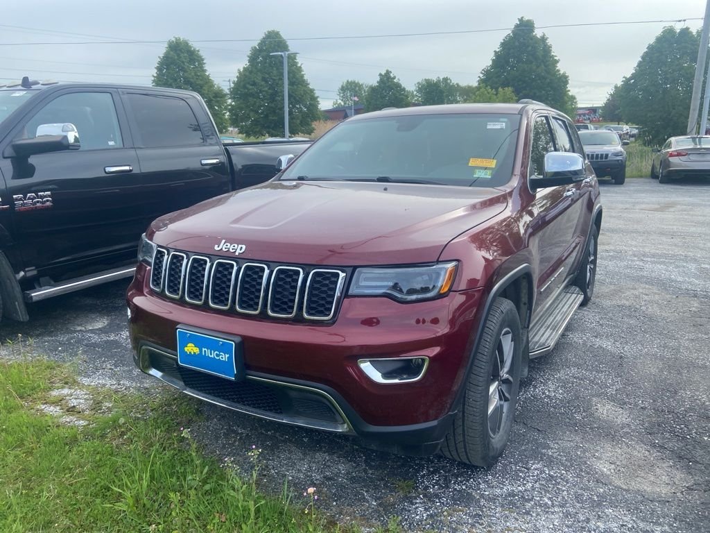 Used 2020 Velvet Red Pearlcoat Jeep Limited image 3
