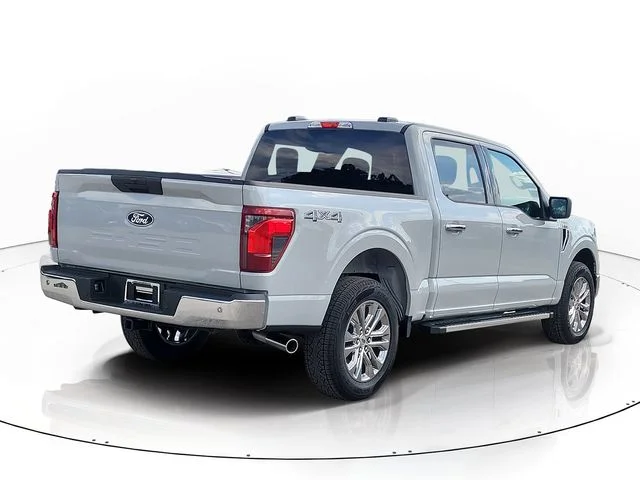 Used 2026 White Ford XLT image 5