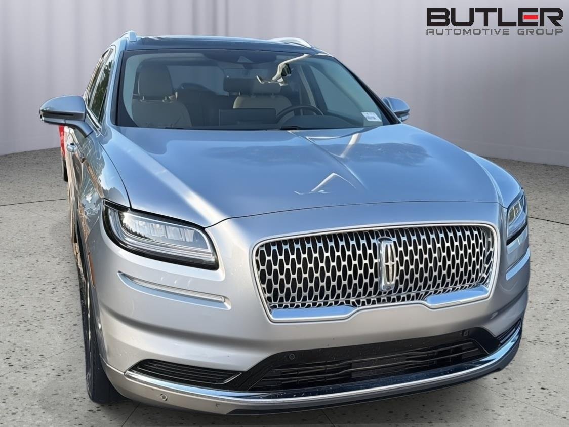 Used 2021 Silver Radiance Lincoln Reserve image 5