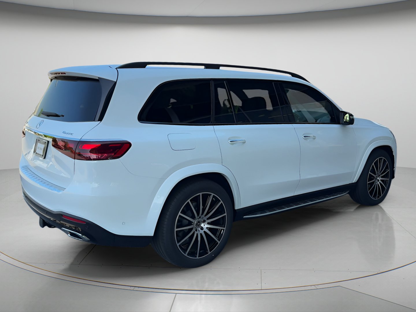 Certified Used 2026 Polar White Mercedes-Benz GLS 450 image 7