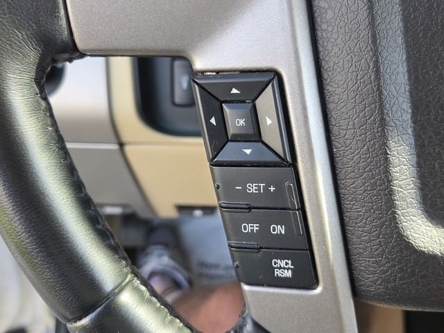 Used 2017 White Ford Limited image 24