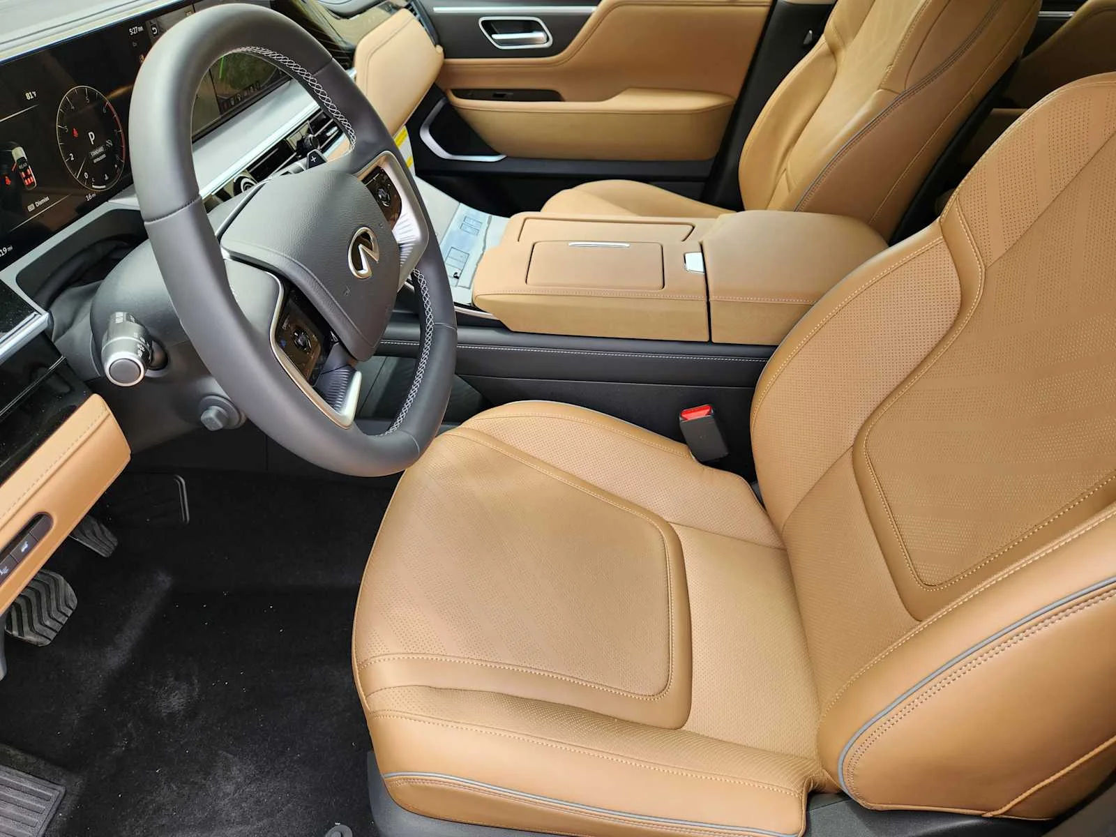 New 2026 BLACK OBSIDIAN INFINITI Luxe 2WD image 8