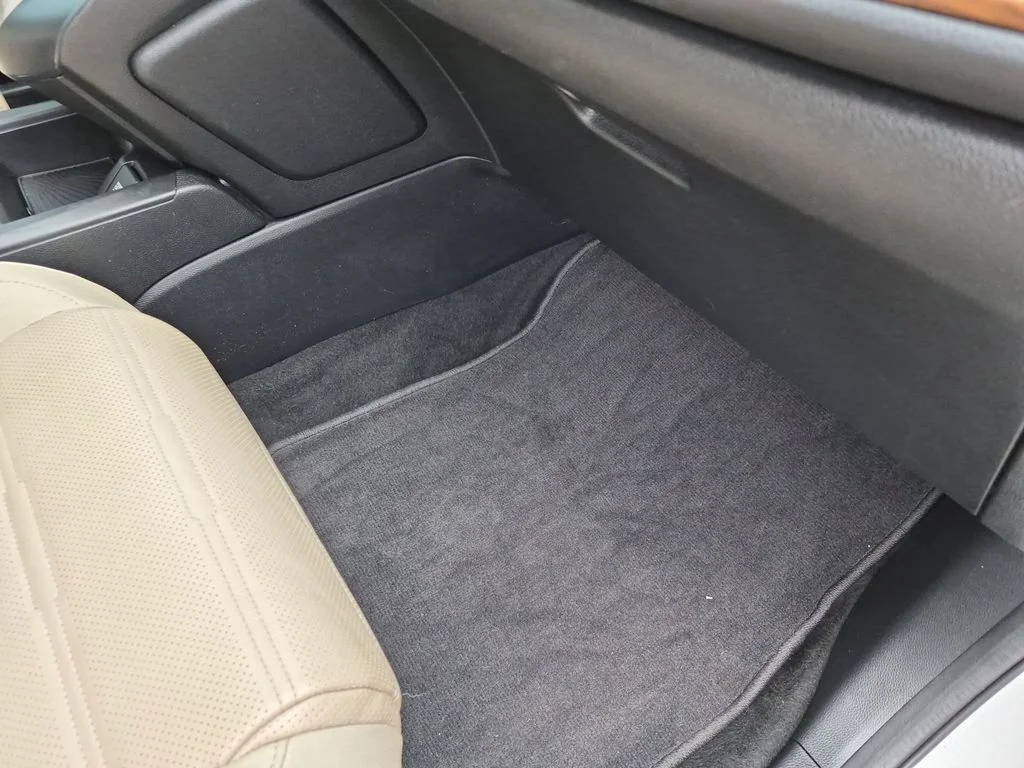 Used 2019  Honda EX-L image 39