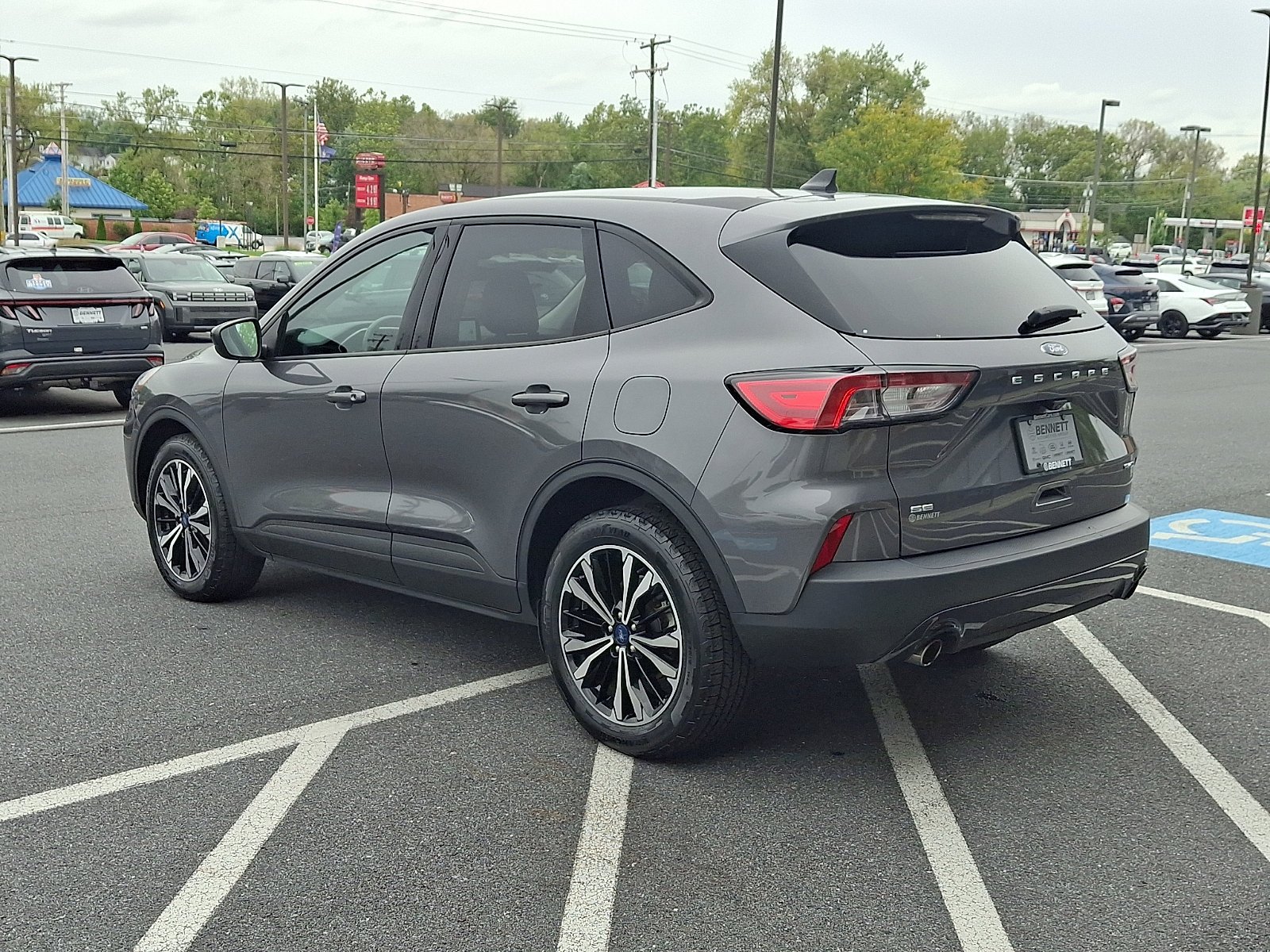 2022 Ford Escape SE - Photo 4