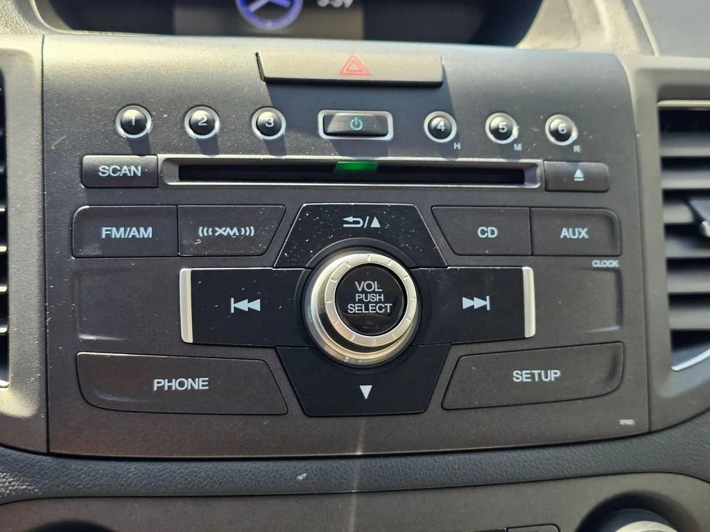 Used 2014  Honda EX-L image 31