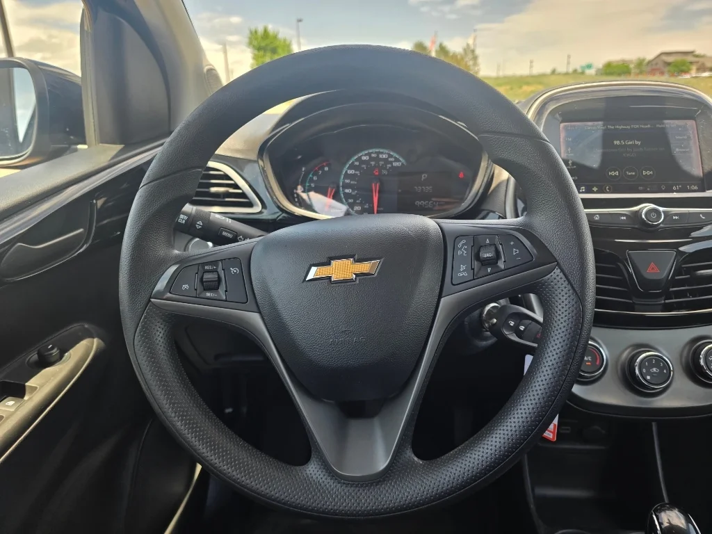 Used 2021 Mosaic Black Metallic Chevrolet 1LT image 26