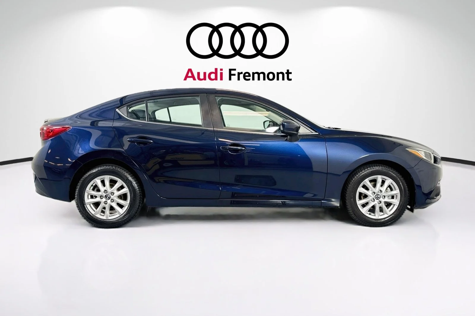 Used 2015 Deep Crystal Blue Mica Mazda i Touring image 4