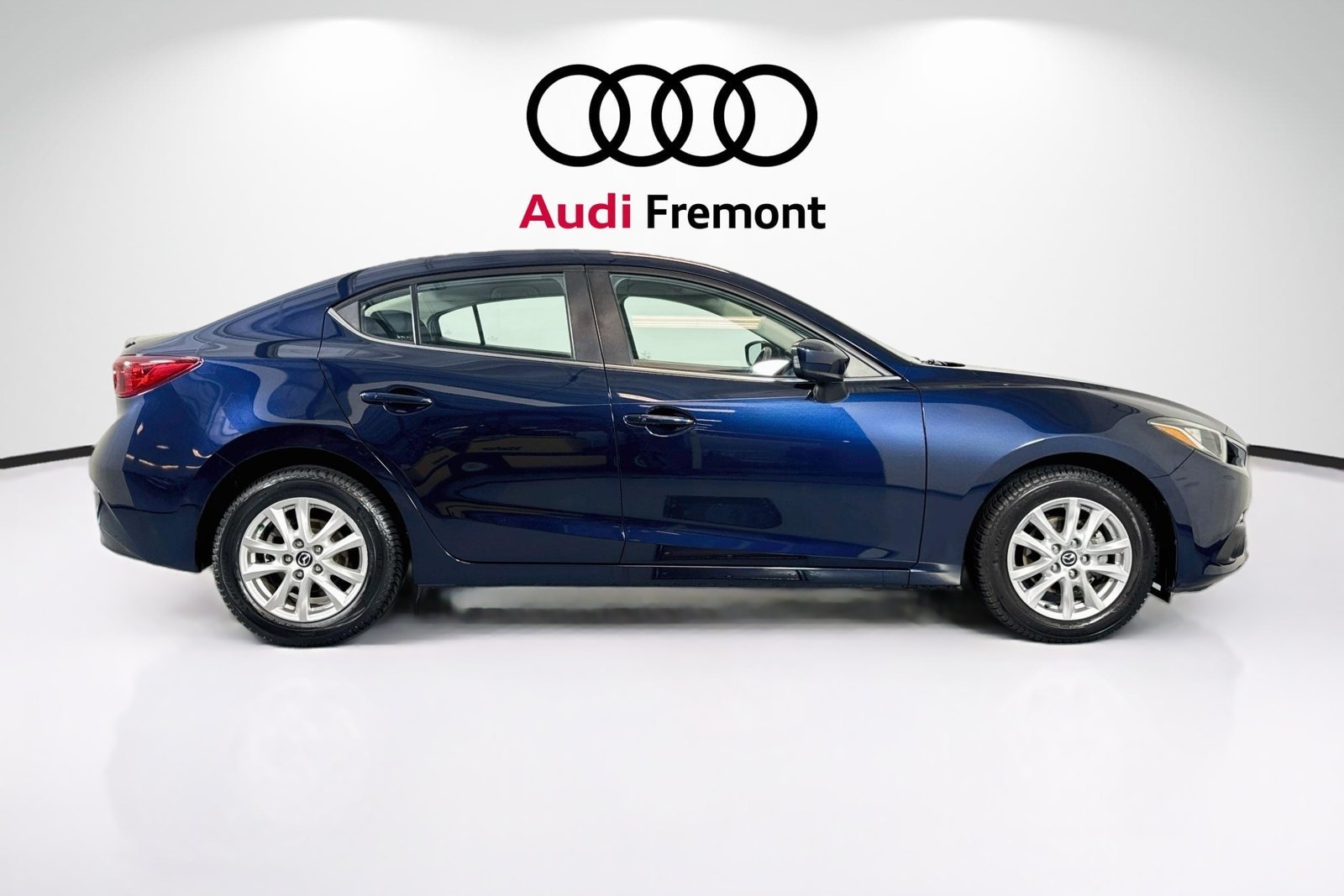 Used 2015 Deep Crystal Blue Mica Mazda i Touring image 4