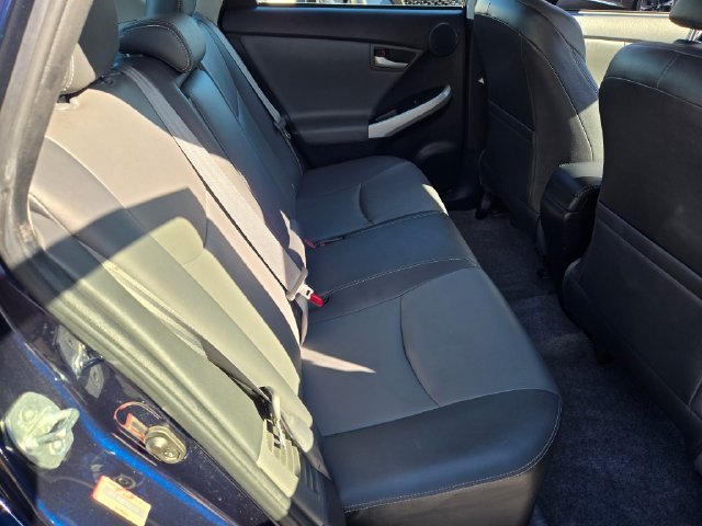 Used 2015 Blue Toyota Four image 8