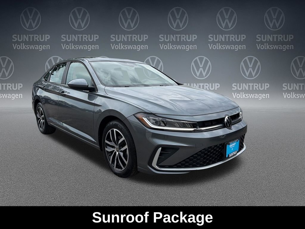 Used 2025 Gray Volkswagen 1.5T SE image 9