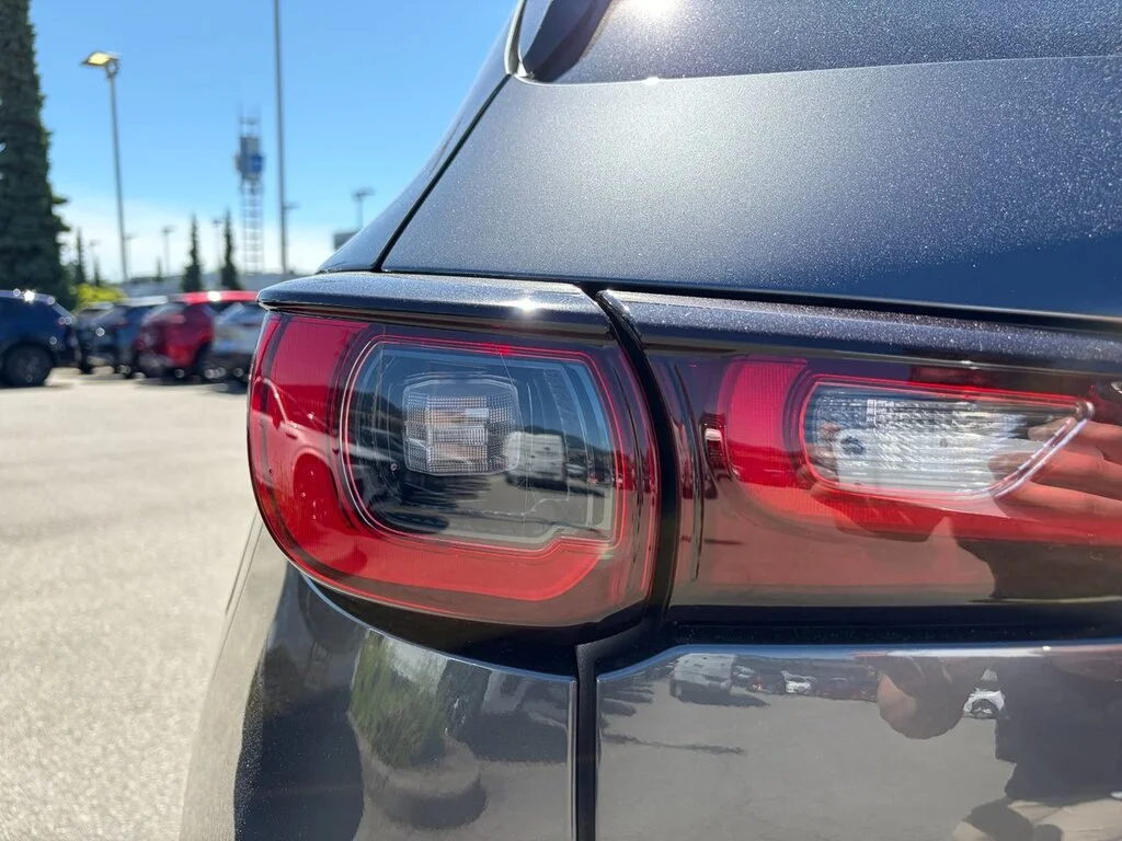 Used 2023  Mazda GS AWD at Comfort Package with Sunroof,19 alloys. image 9