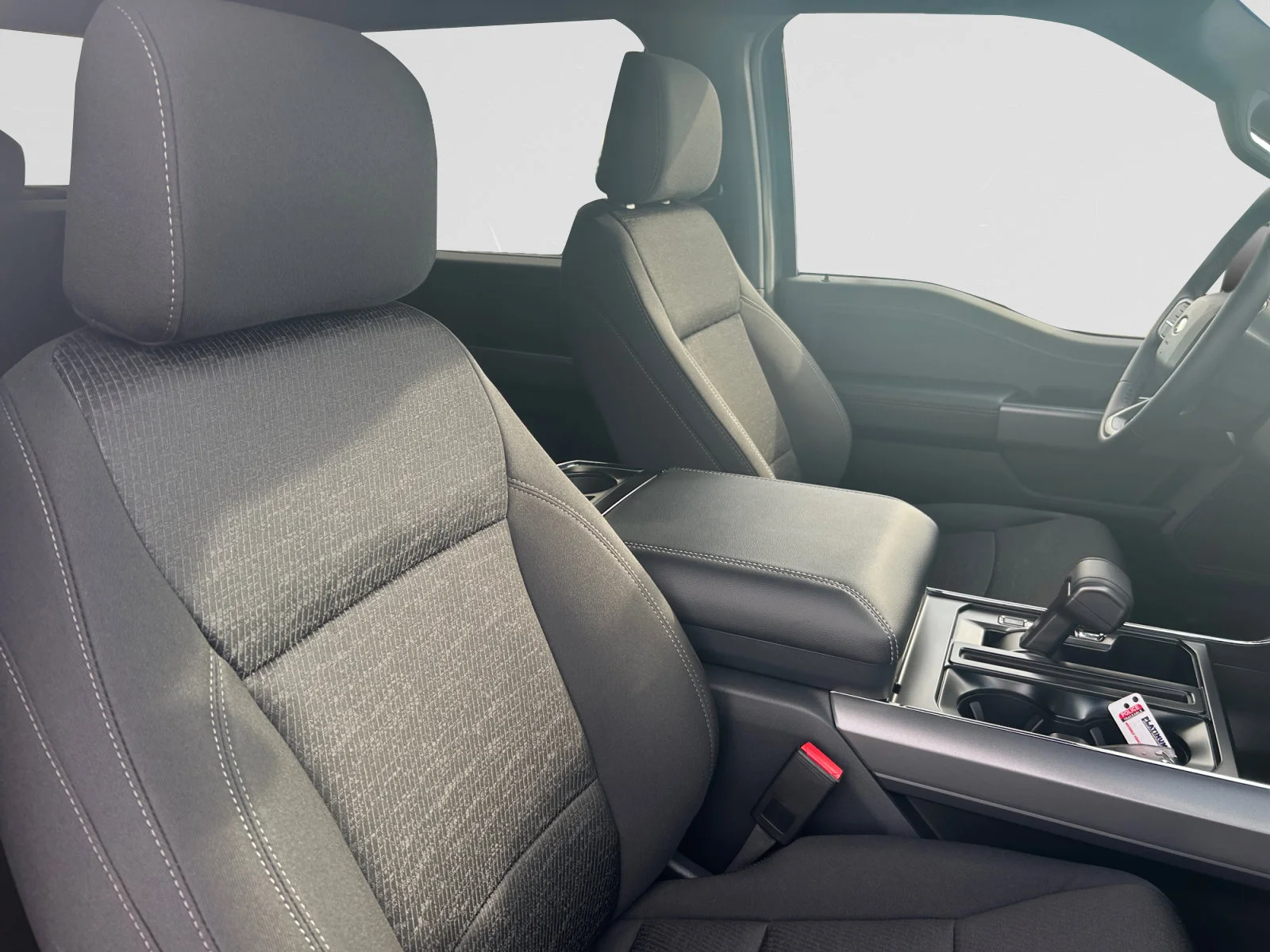 New 2026 Carbonized Grey Metallic Ford XLT image 12