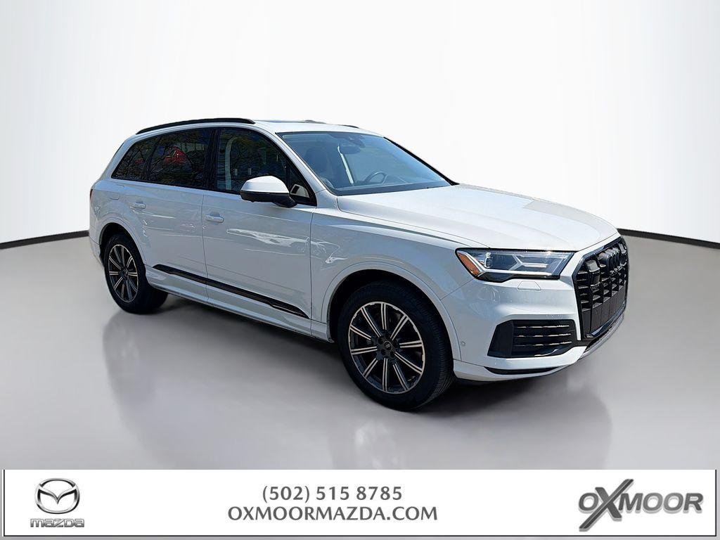 2023 Audi Q7 45 Premium Plus quattro Tiptronic's photo
