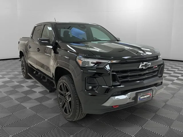 Certified Used 2025 Black Chevrolet Z71 image 7