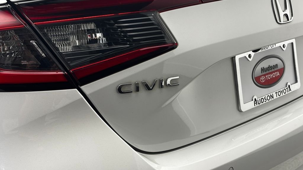 Used 2023 White Honda Sport Touring image 7