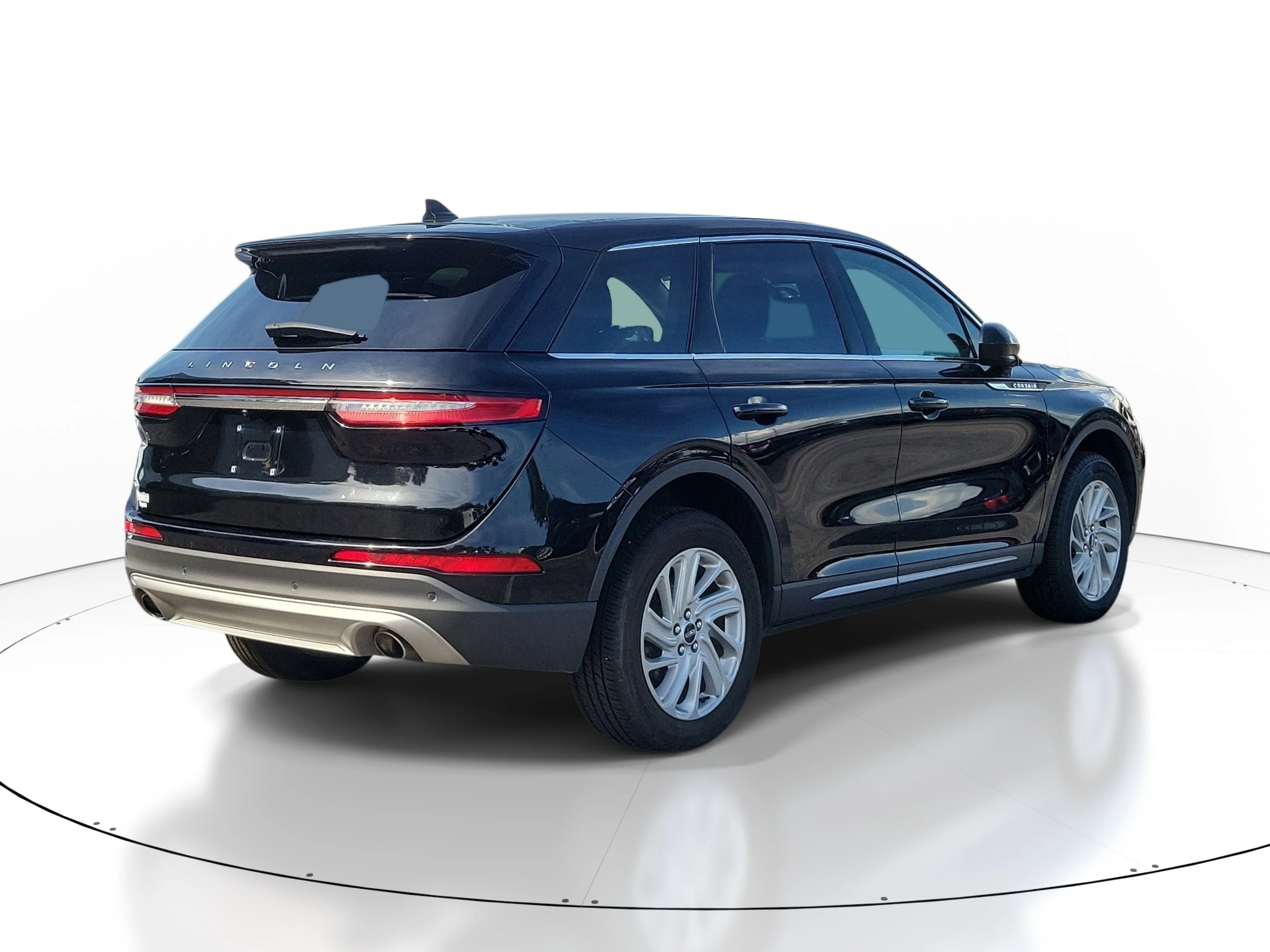 Used 2023 Black Metallic Lincoln Standard image 9