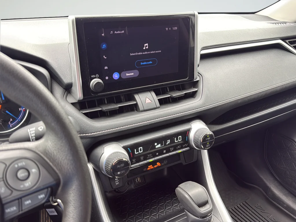 Used 2024 White Toyota LE image 25