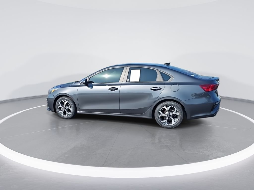 2021 Kia Forte LXS - Photo 6