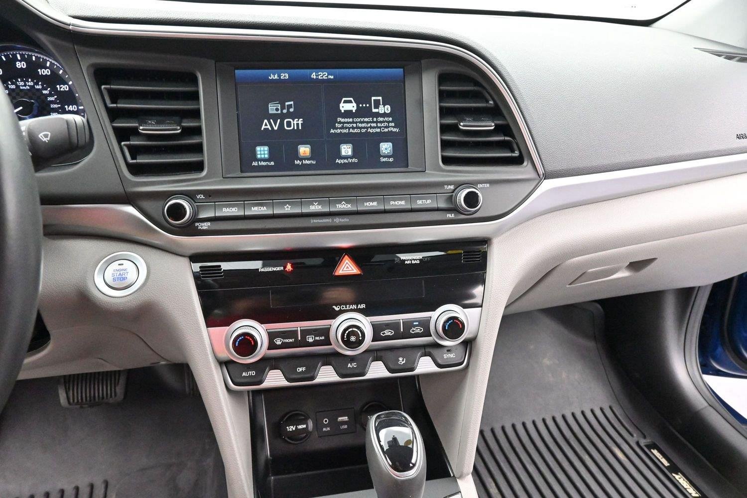 Used 2020 Lakeside Blue Hyundai Value Edition image 20