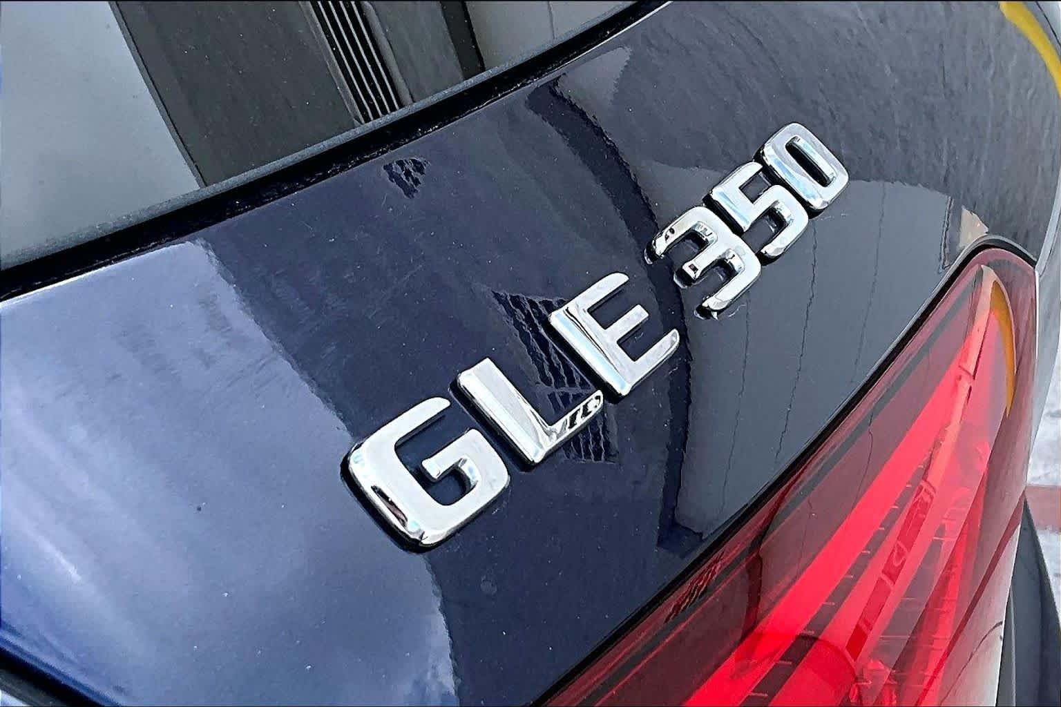 Used 2021 Lunar Blue Metallic Mercedes-Benz GLE 350 image 28