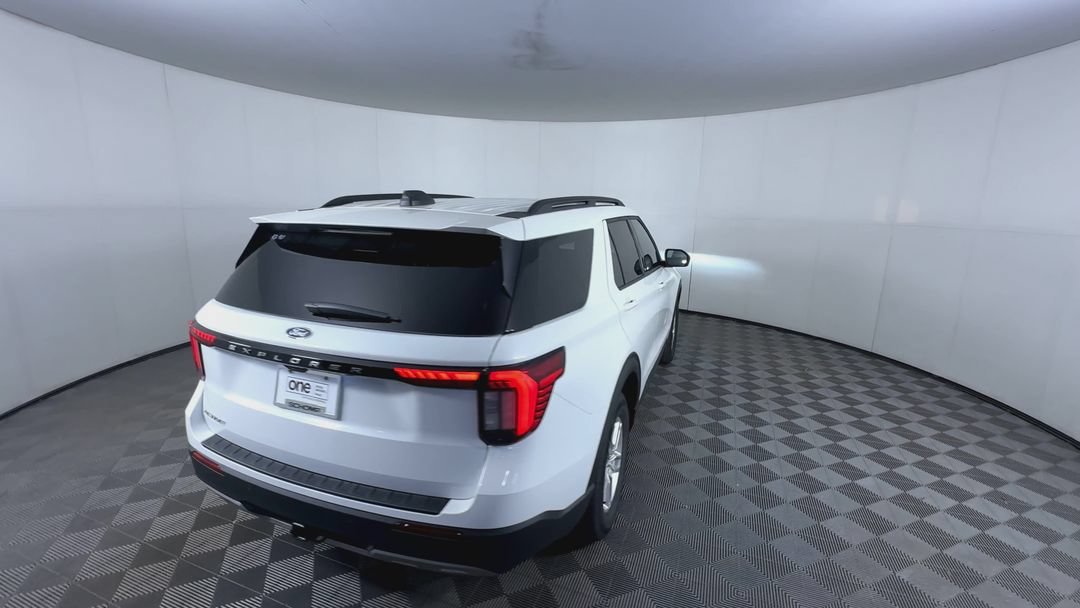 New 2027 Star White Metallic Tri-Coat Ford Active w/200A Pkg image 8