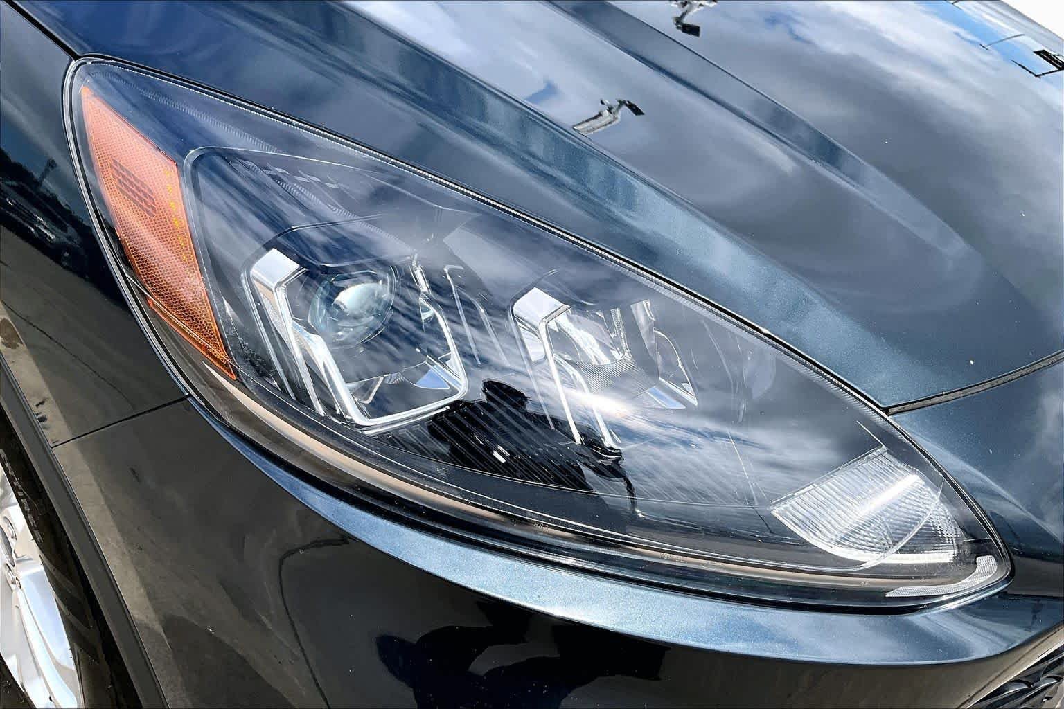 Used 2022 Stone Blue Metallic Ford SE image 28