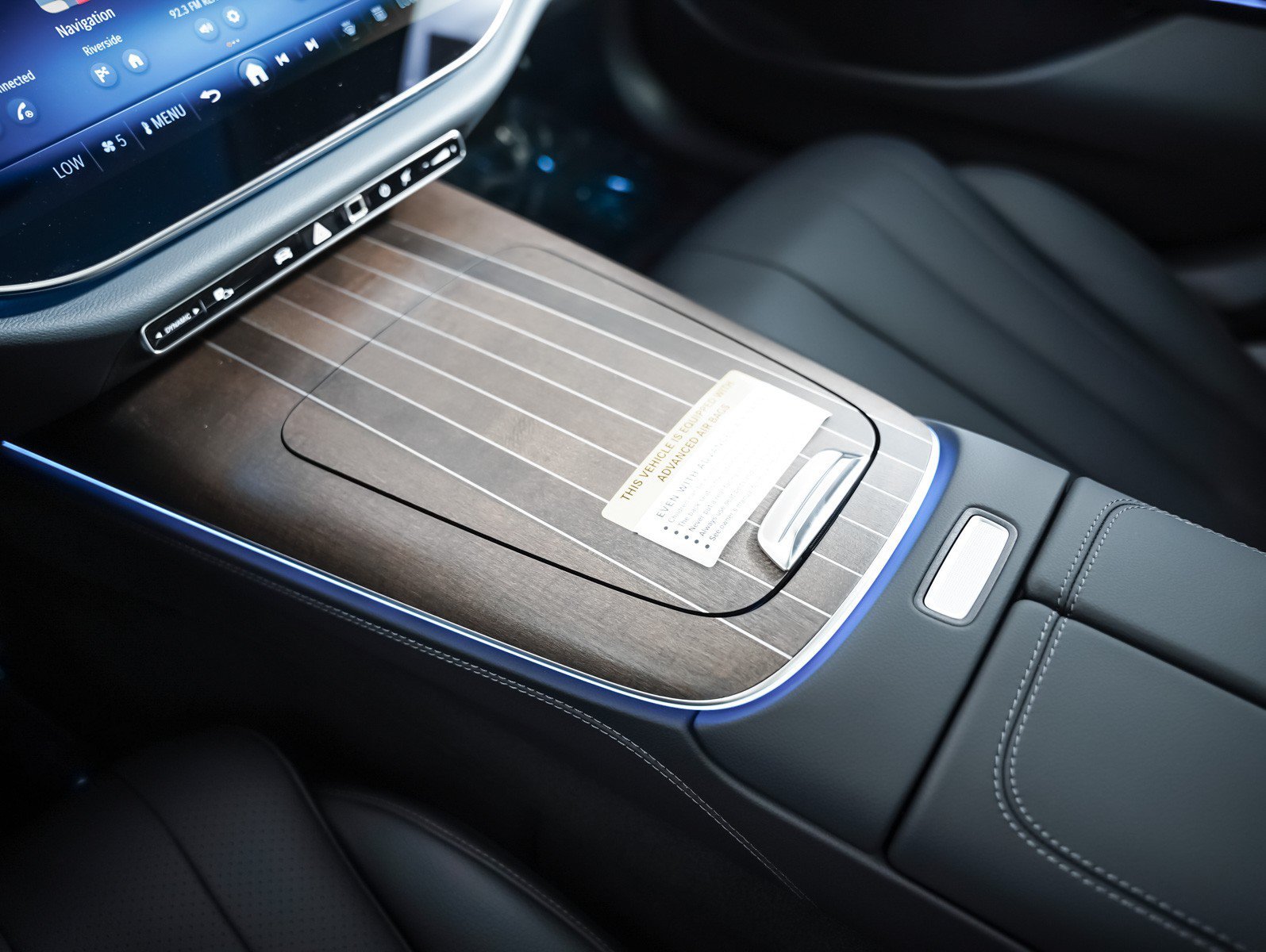 New 2027 Polar White Mercedes-Benz E 350 image 23