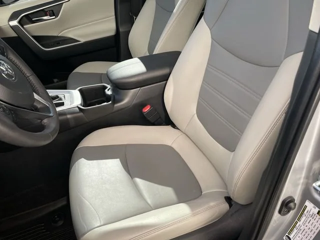 Used 2024 Silver Toyota XLE Premium image 11