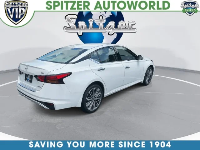 Used 2023 White Nissan 2.5 SL image 10