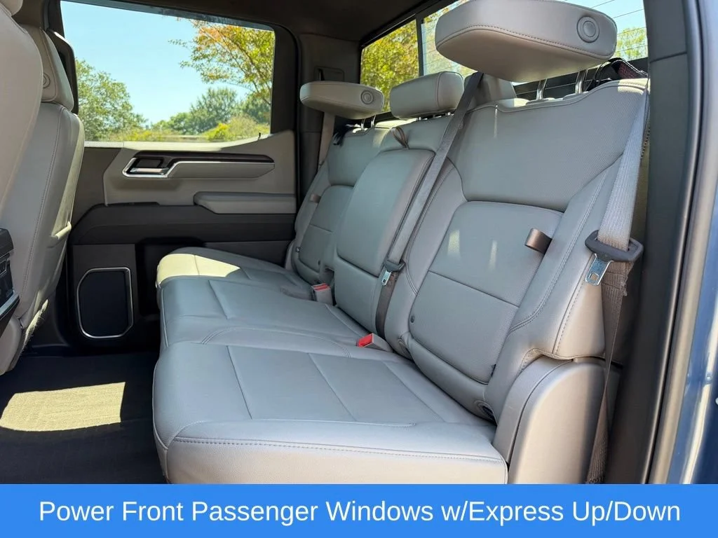 Used 2024 Downpour Metallic GMC SLT image 29