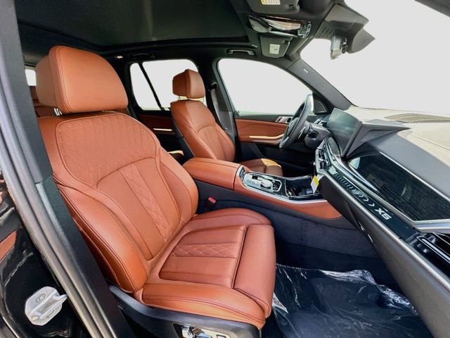 New 2026 Black BMW sDrive40i image 23