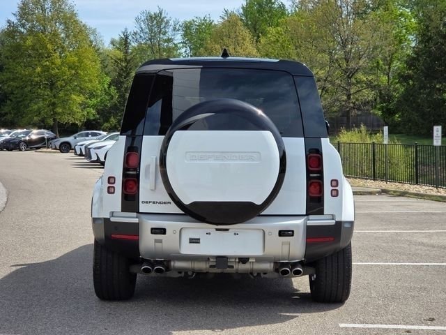 2024 Land Rover Defender SE - Photo 24