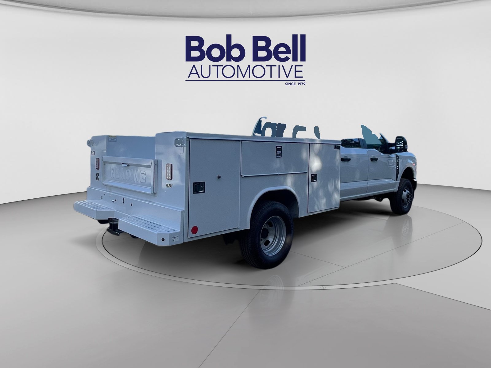 New 2026 Oxford White Ford F-350® XL image 5