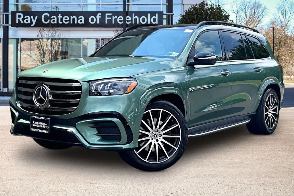 Certified Used 2026 Green Mercedes-Benz GLS 580 image 1