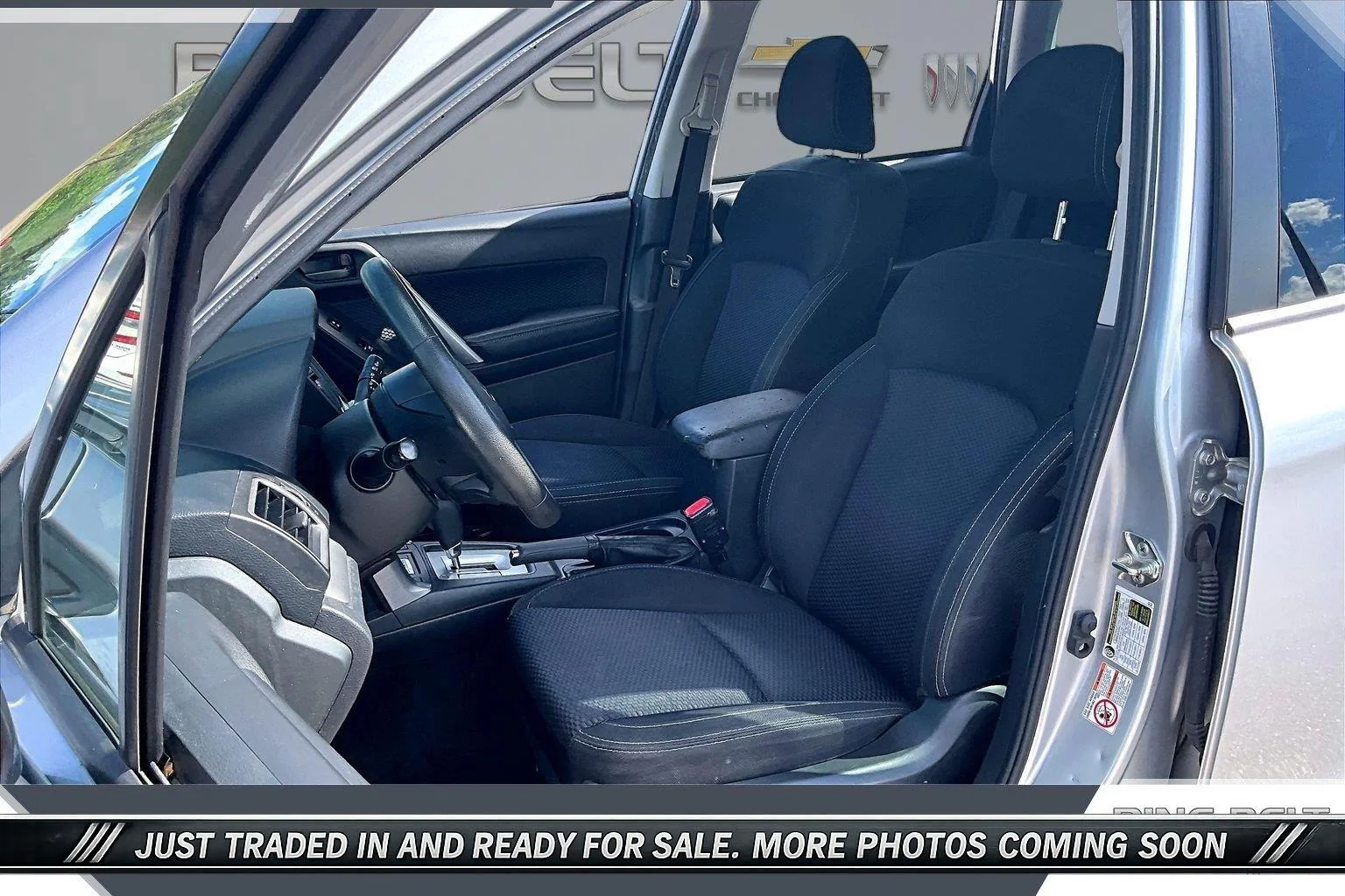 Used 2018 Silver Subaru 2.5i Premium image 18