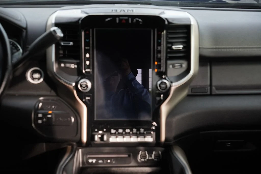 Used 2019 Black Ram Laramie image 37