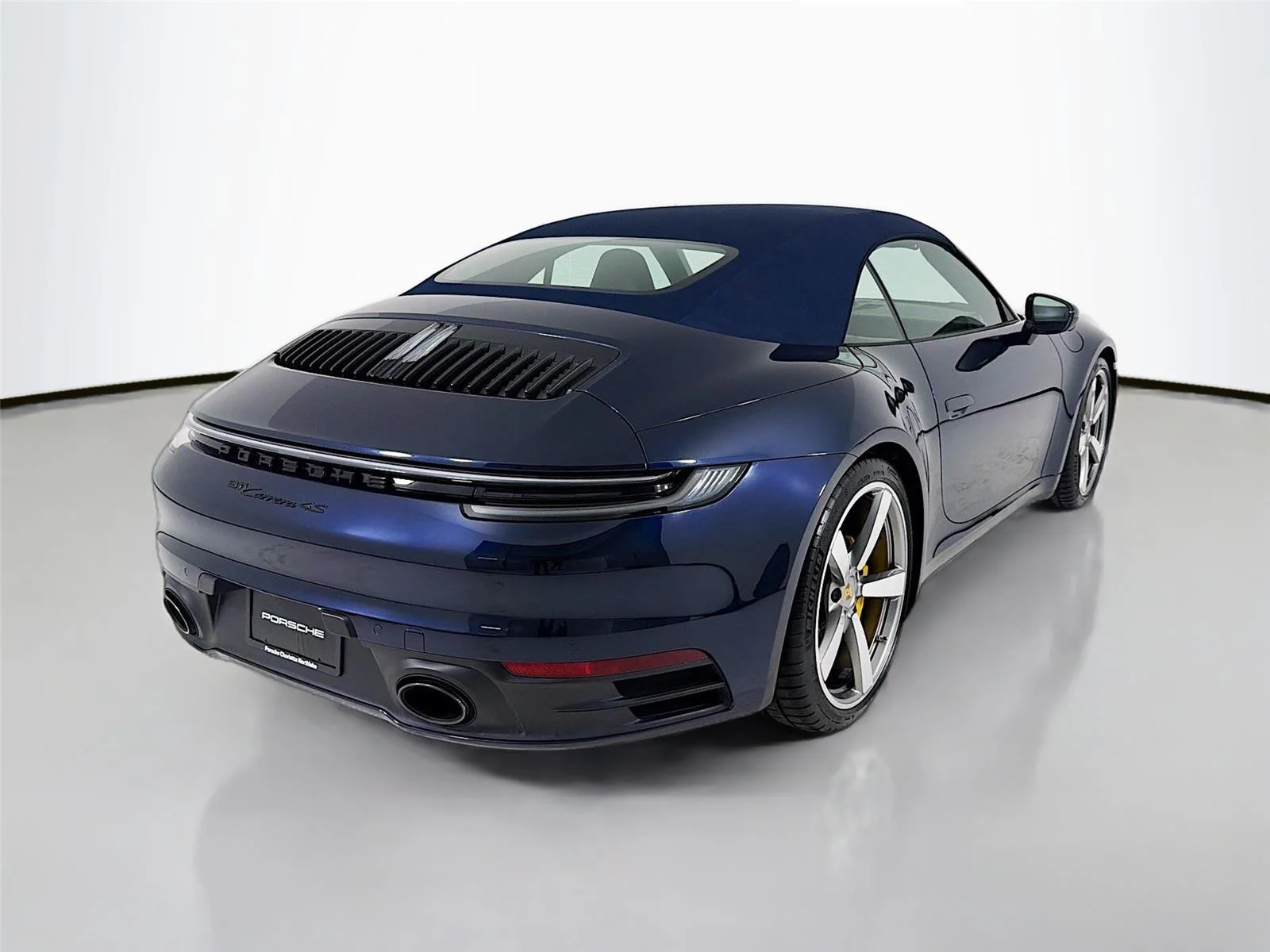 Used 2021  PORSCHE  image 26