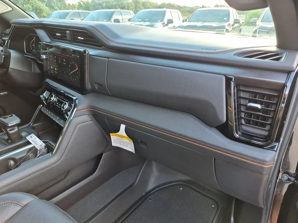 Used 2024 Onyx Black GMC AT4 image 42