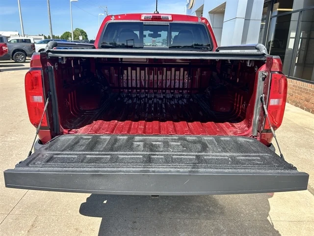 Used 2019 Red CHEVROLET 4WD LT image 7