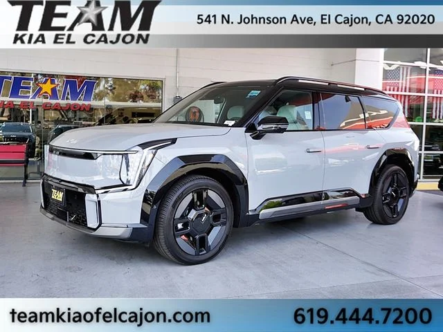 New 2026 Gray Kia GT-Line image 5