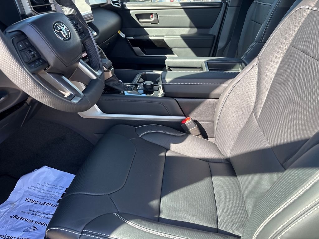 2026 Toyota Tundra Limited - Photo 10