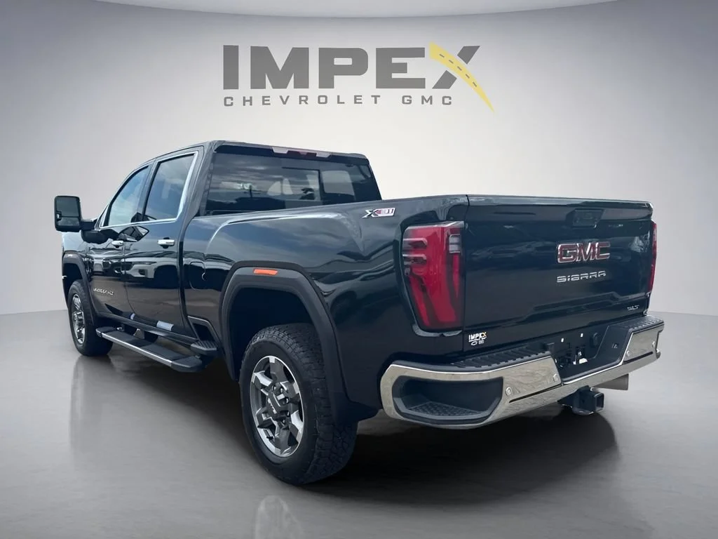 Used 2026 Onyx Black GMC SLT image 3